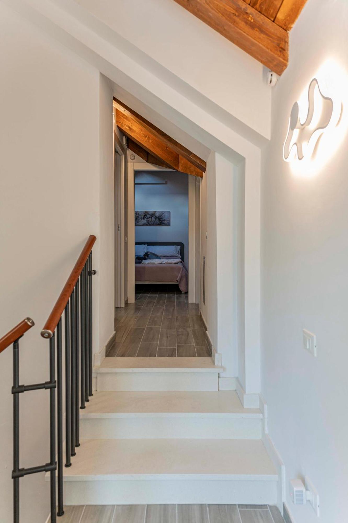 L'Aquila Home 'Il Comfort In 4 Camere' ภายนอก รูปภาพ