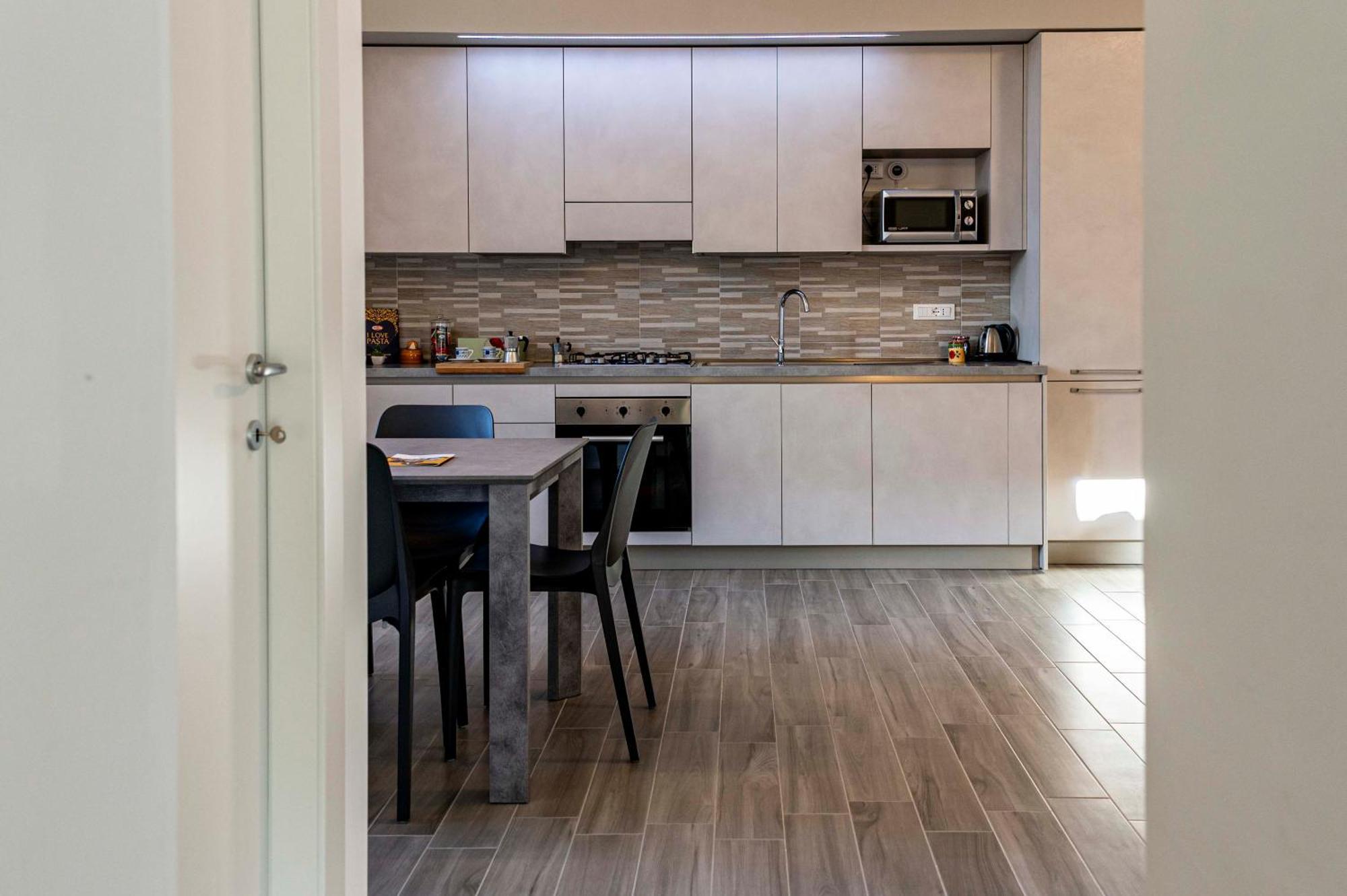 L'Aquila Home 'Il Comfort In 4 Camere' ภายนอก รูปภาพ